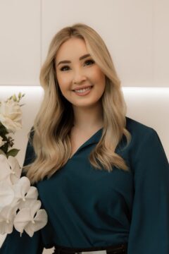 Headshot of Ashleigh Falla - Front Desk Manager
