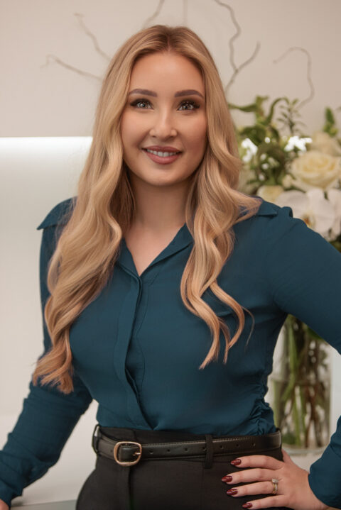 Headshot of Ashleigh Falla - Front Desk Manager